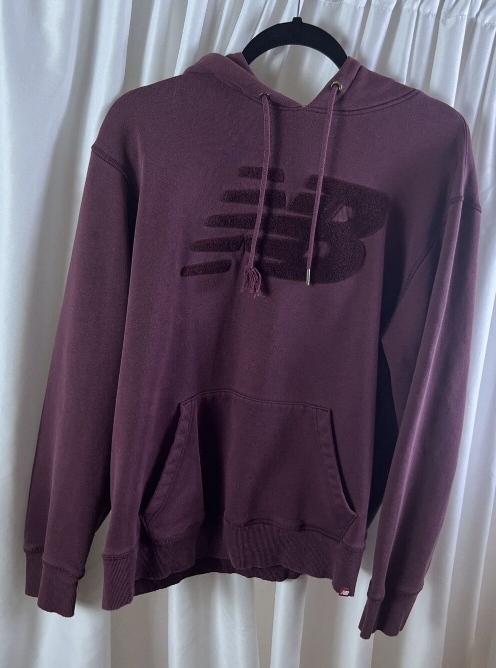 New Balance Men’s Pullover Hoodie Burgundy Size XL Chenille Flying Logo Casual